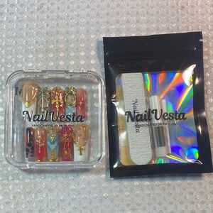 Nail Vesta Rose Angel Elegant Red and Gold Press-On Nails